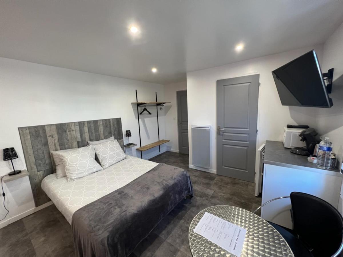 Aux Charmes 1 Bed & Breakfast Isques Ngoại thất bức ảnh